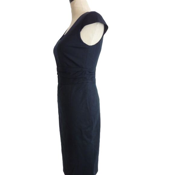 Banana Republic Black Fitted Dress 2 Work Business - Picture 4 of 7